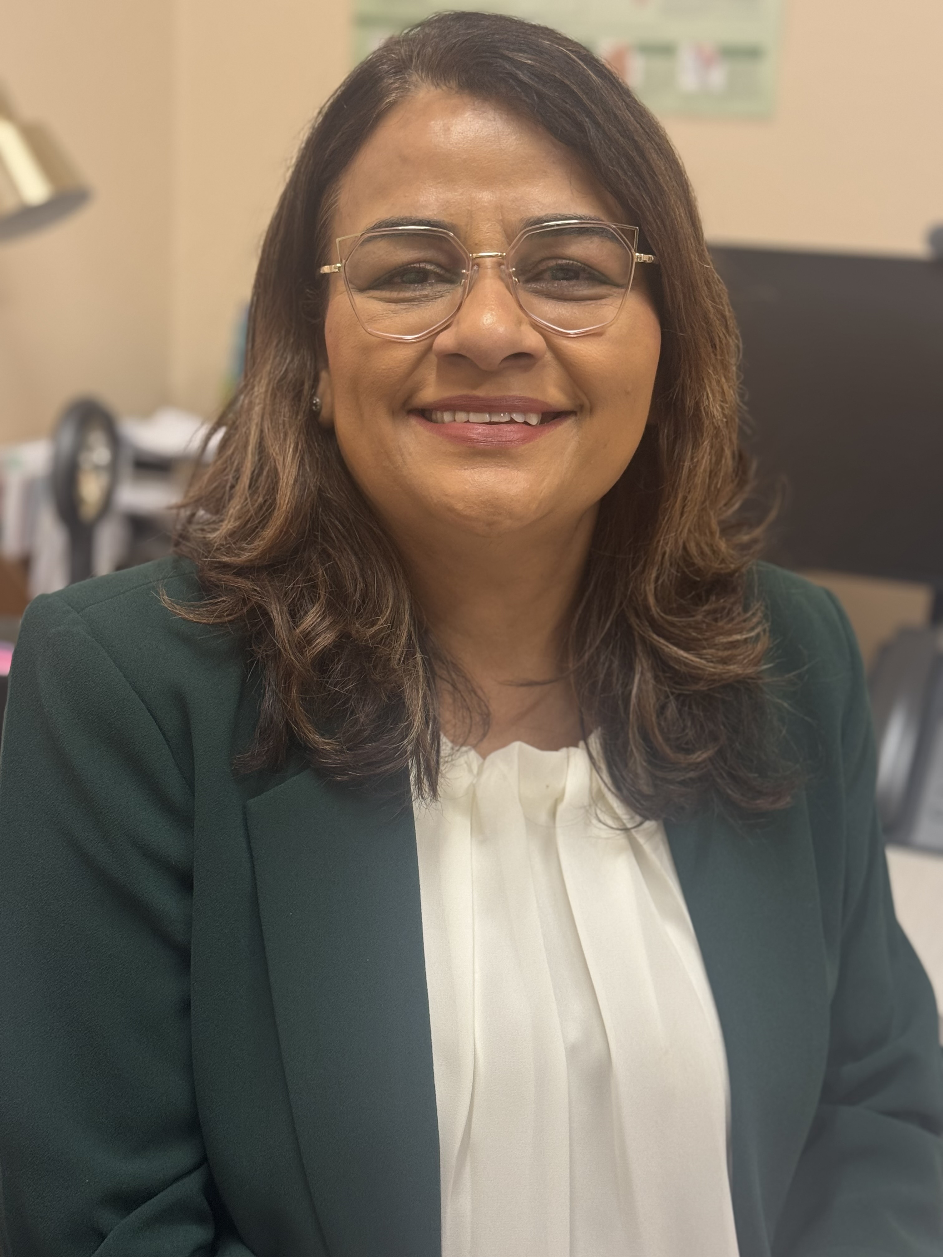 Dr. Sarwat Sabir